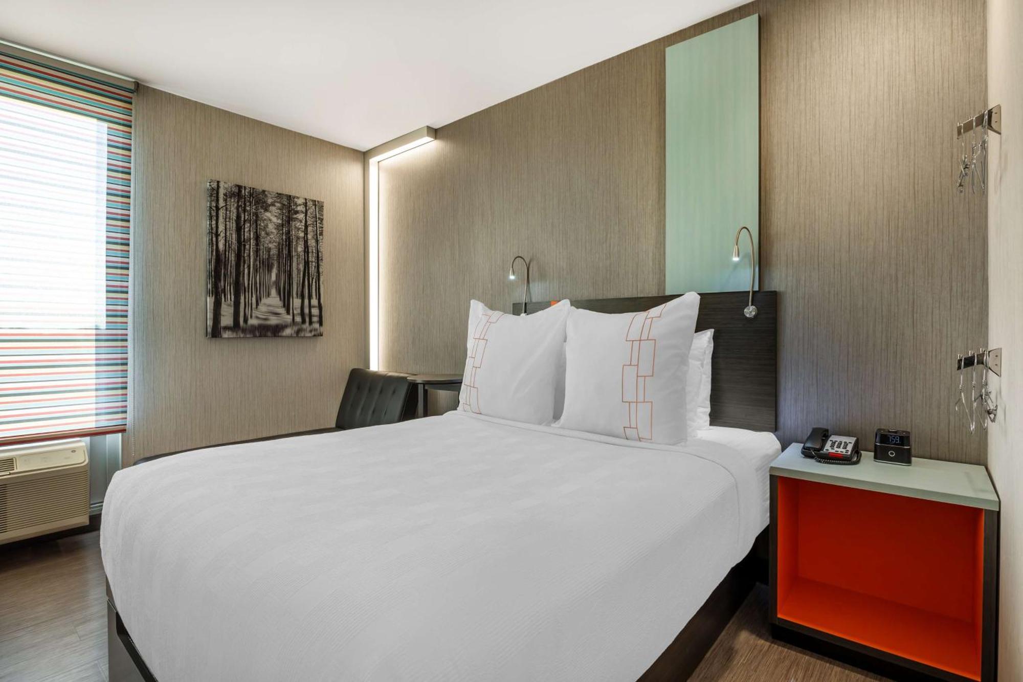 Vib Best Western Springfield Exterior photo